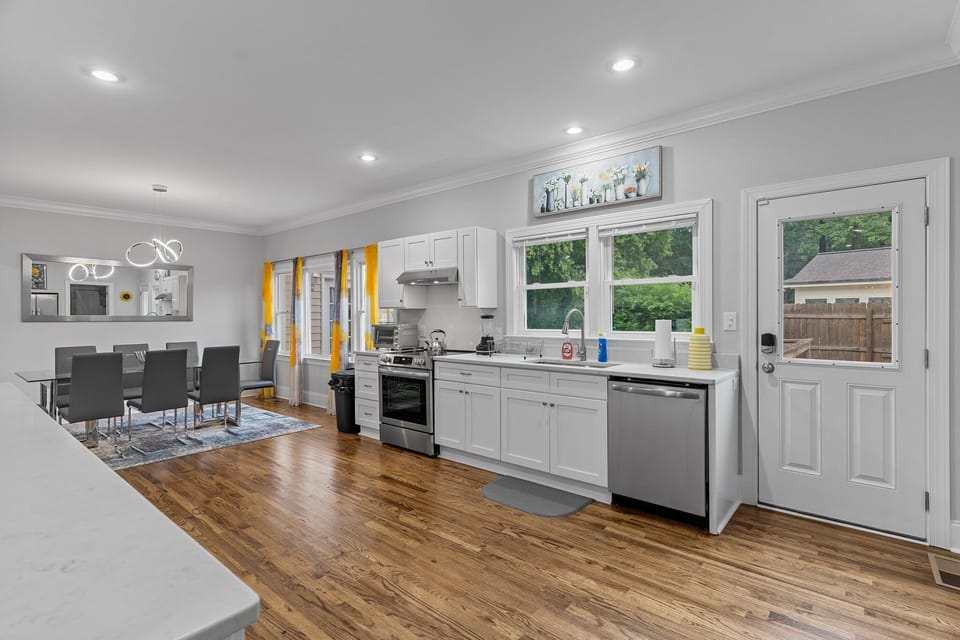 Immaculate kitchen