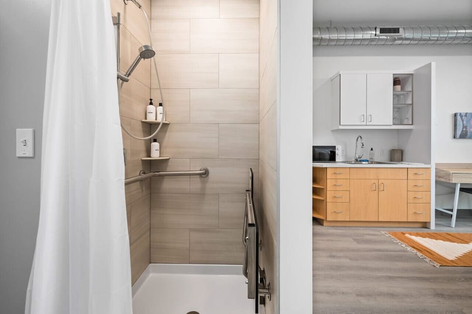 Comfort and convenience in the shower with shower seat🚿🪑