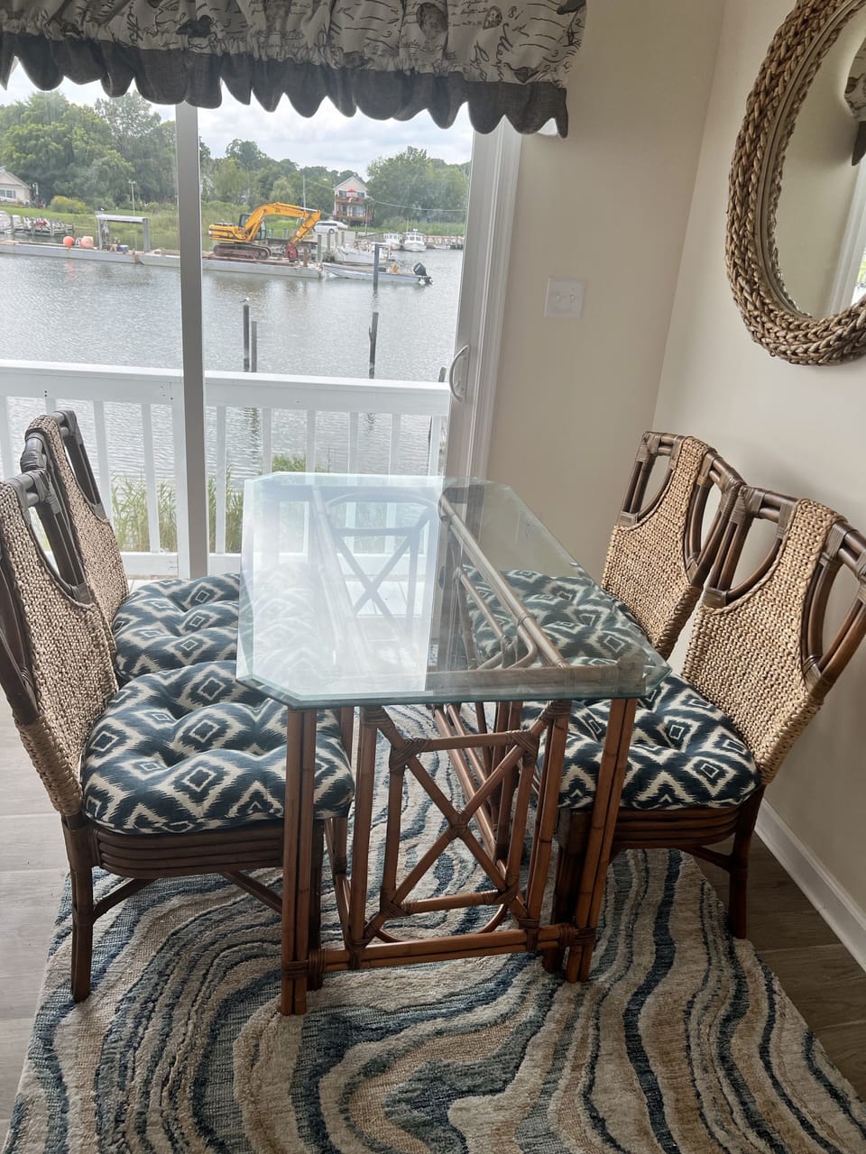 Dining area overlooking  Dogwood Harbor
