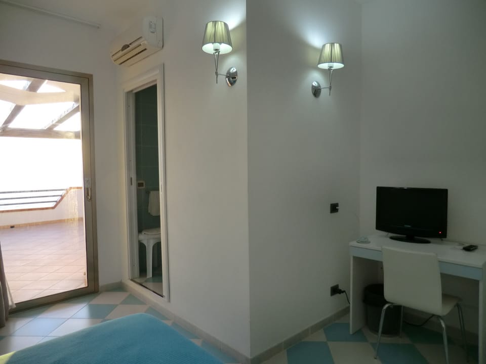 Panoramic Double Room, 1 Bedroom, Ensuite, Sea View | Premium bedding, down comforters, minibar, in-room safe