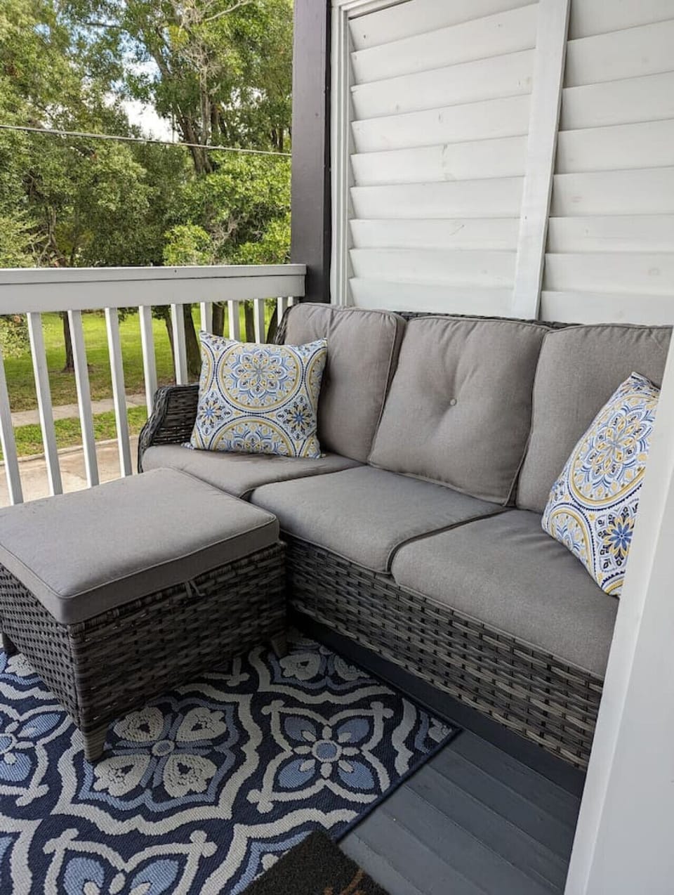 Cuban Suite – Balcony furniture perfect for morning coffee or evening drinks!