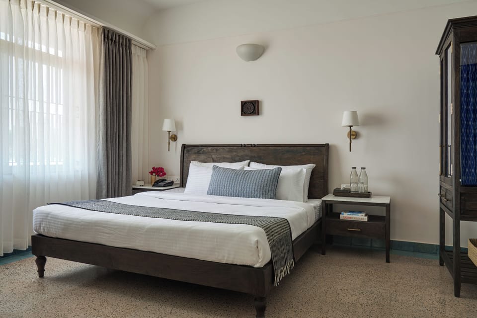 1 bedroom, laptop workspace, iron/ironing board, WiFi (free)