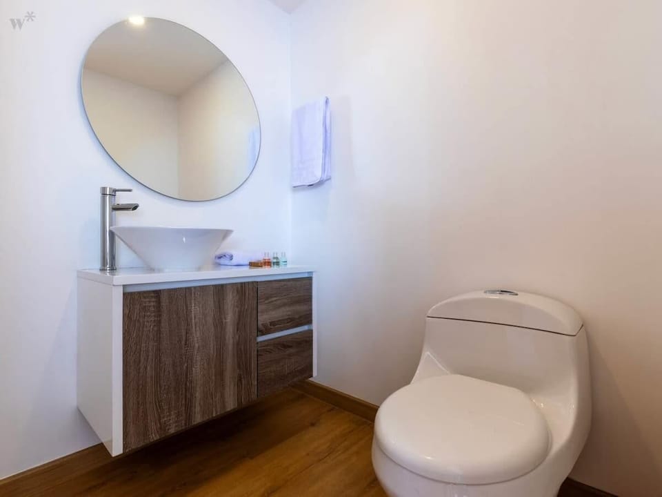 Modern bathroom