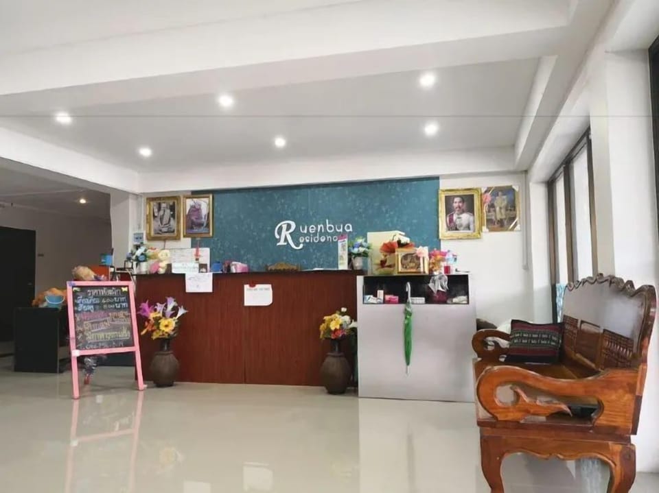 Standard Apartment | 1 bedroom, bed sheets