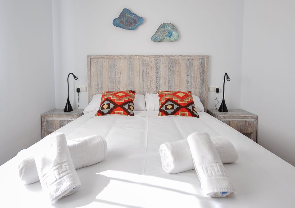 Panoramic Villa | 3 bedrooms, down comforters, individually furnished, soundproofing