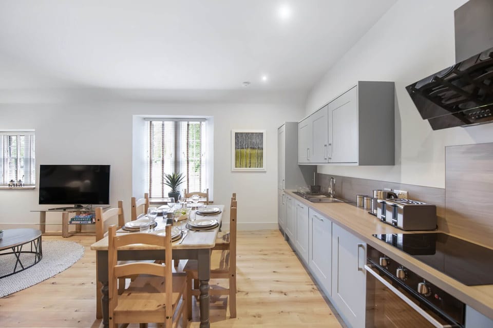 Three Bedroom Apartment | Private kitchen