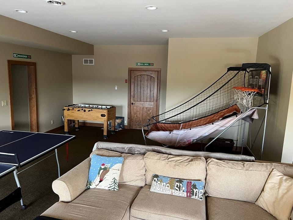Game room