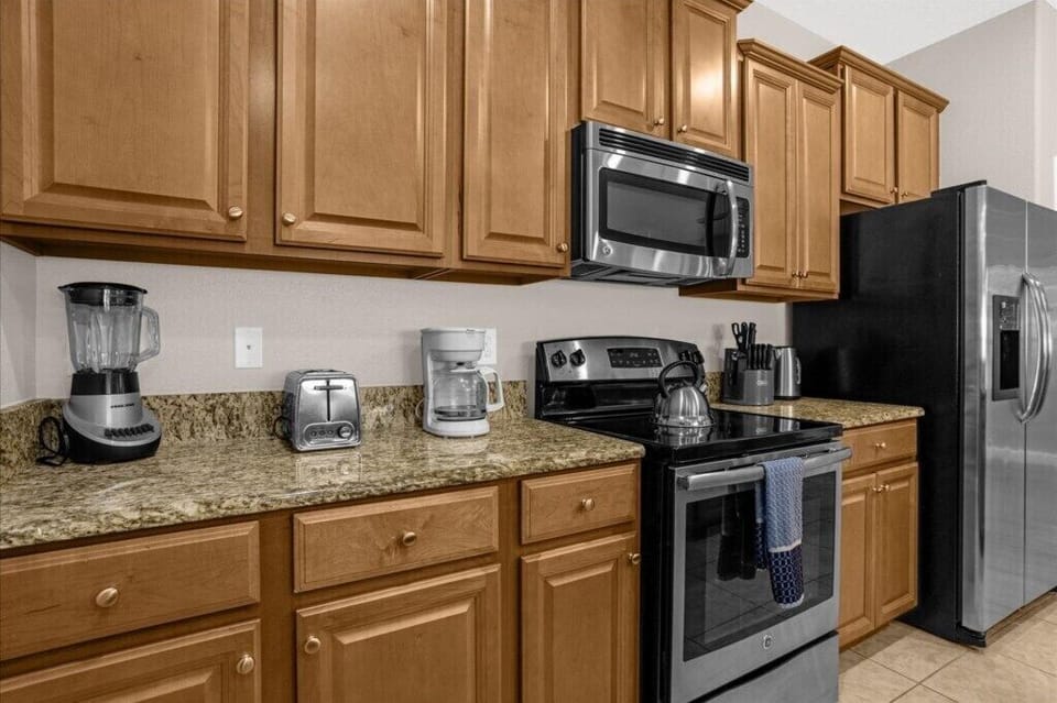 8969BismarckPalmRoad(9)
