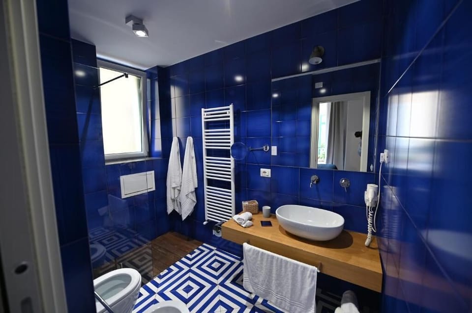 Superior Room | 1 bedroom, in-room safe, blackout drapes, soundproofing