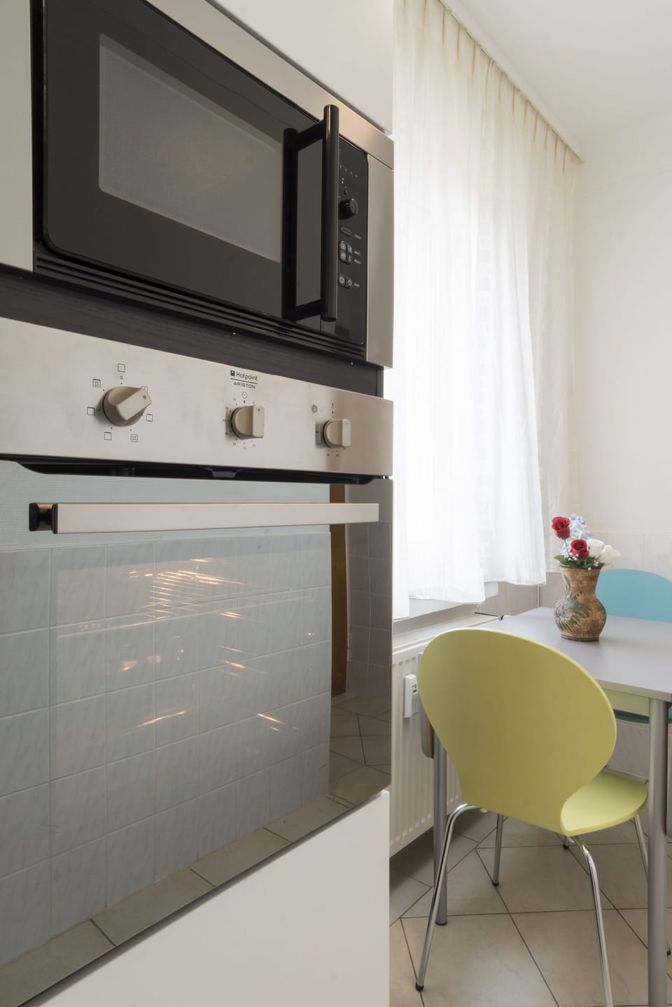 Deluxe Apartment | Private kitchen | Fridge, oven, dishwasher, electric kettle