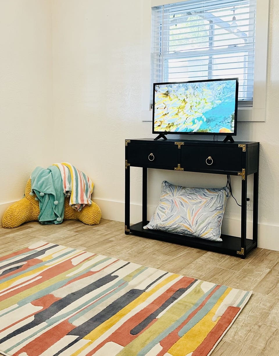 Twin Room Sleeps 3 (air mattress and porta crib also available)