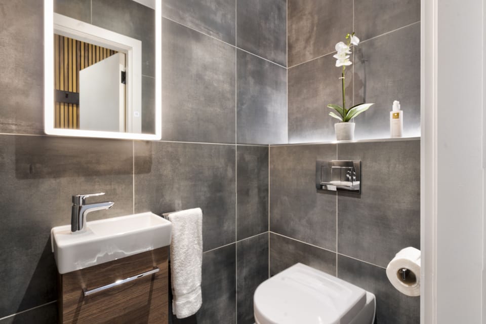 Ground Floor WC 