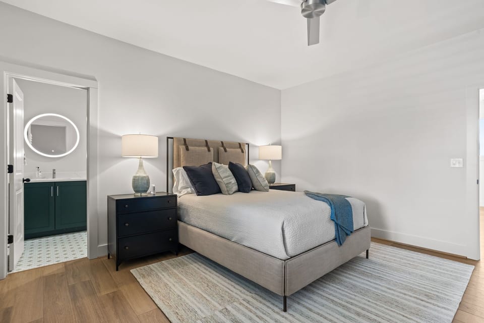 Upper Level Bedroom 2