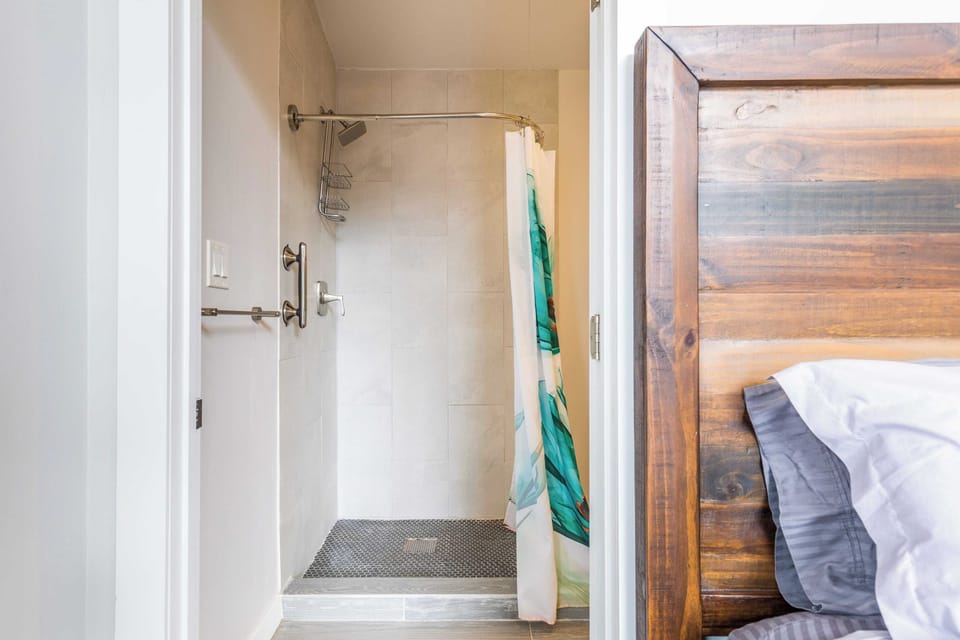 Chateau Coho by Avantstay Easy Beach Access Cottage in Greenbank