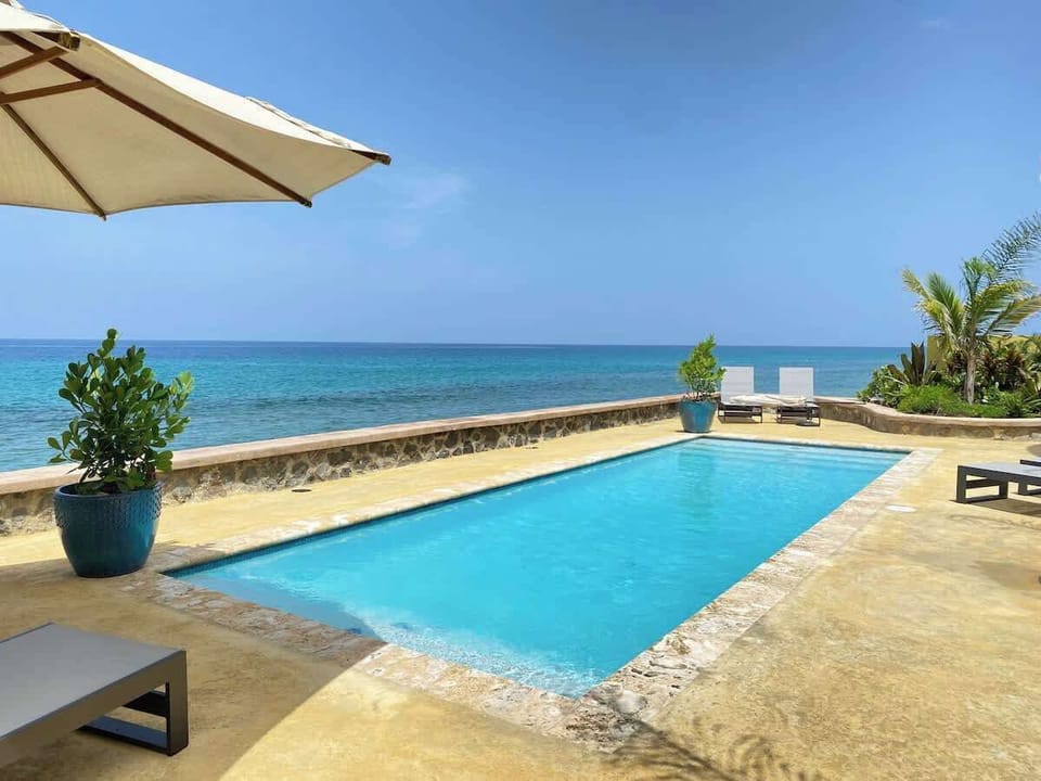 Pool with Sea in the background.