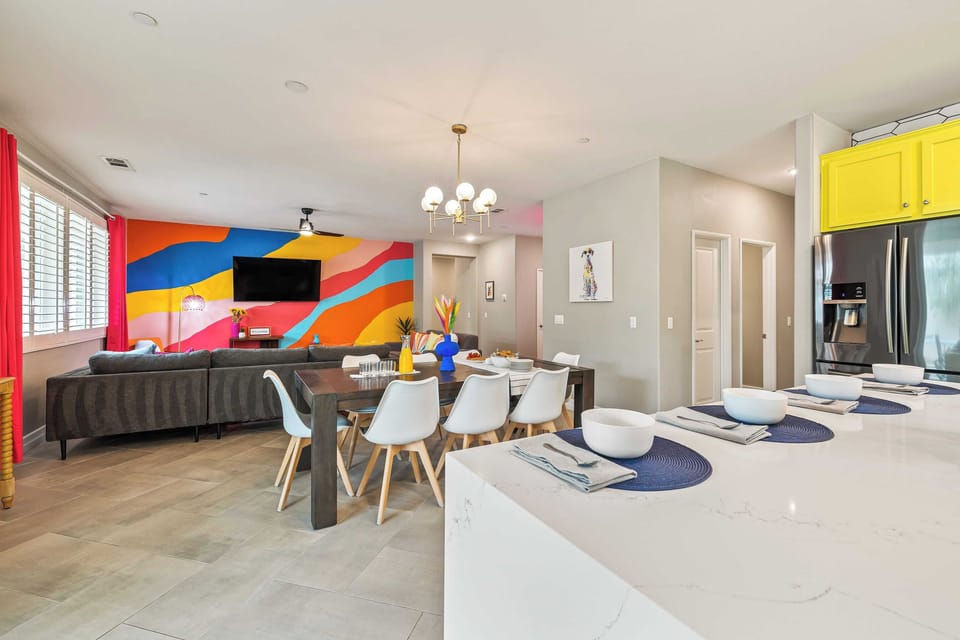 House (4 Bedrooms) | Interior