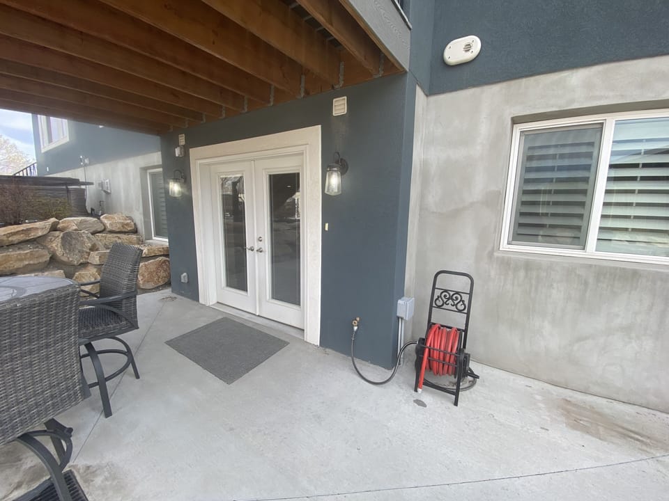Property Entrance (private)