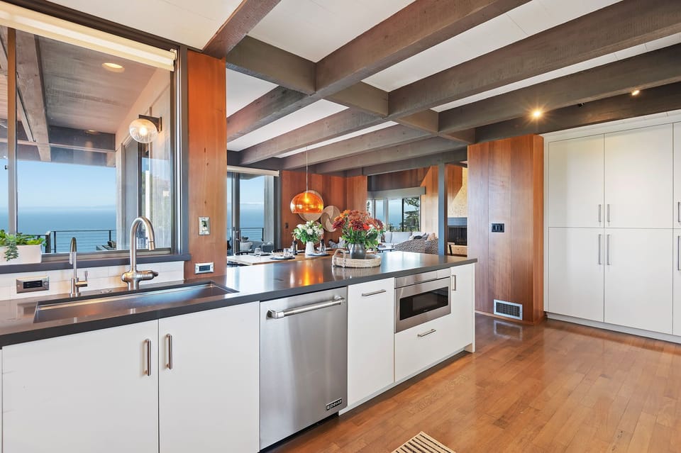 All of the conveniences expected in a modern kitchen!