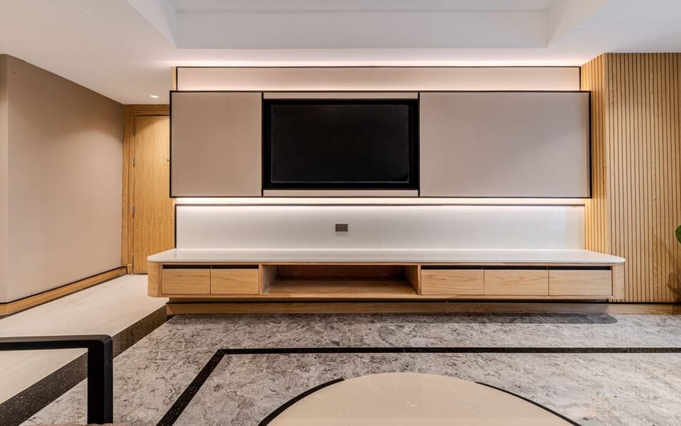 Premier Room, 1 Bedroom, Corner | Living area | 53-inch Smart TV with cable channels