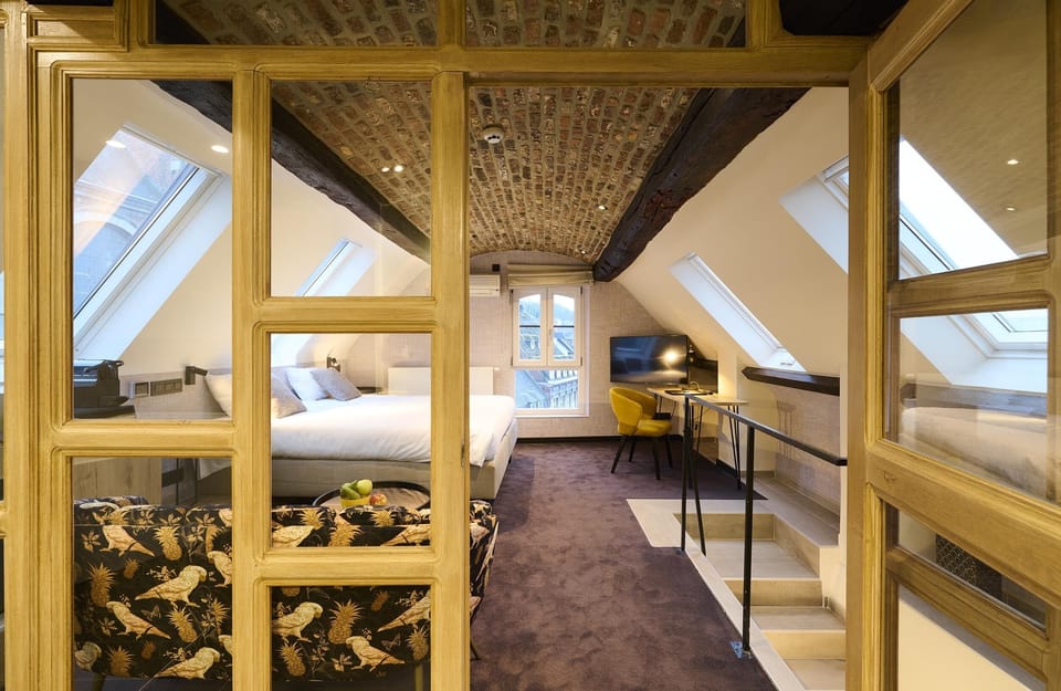 Luxury King Size Suite with Spa Bath | Minibar, soundproofing, free WiFi, bed sheets