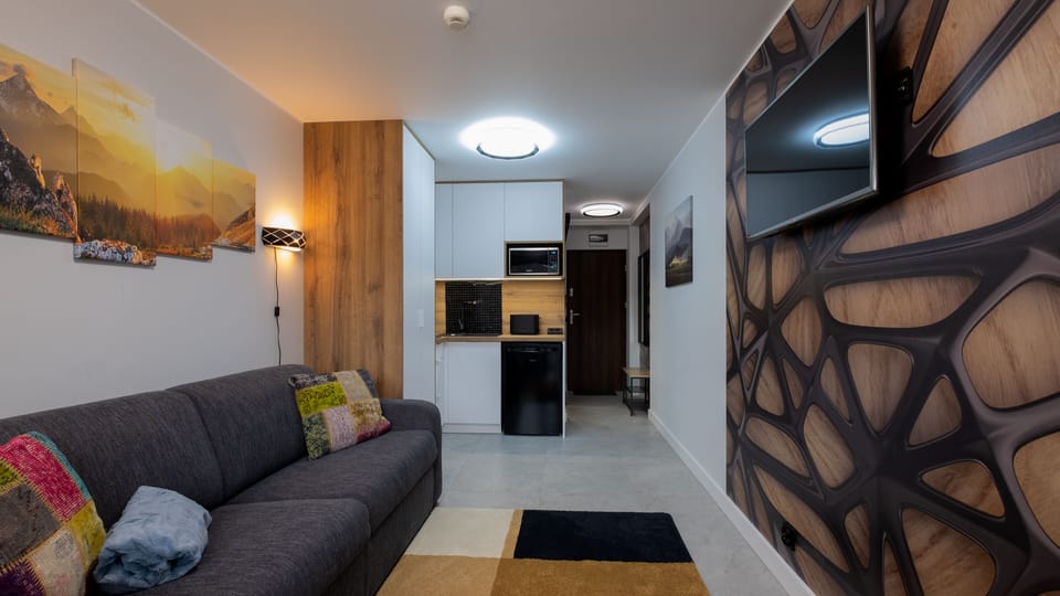 Studio Suite (37) | Free WiFi, bed sheets
