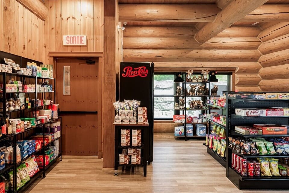 Gift shop