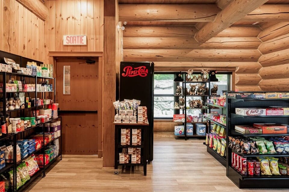 Gift shop