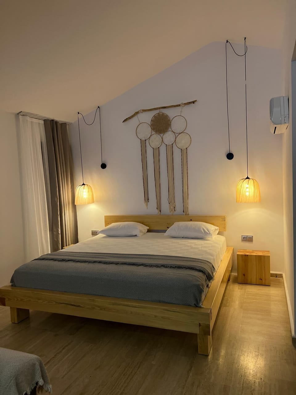 Comfort Suite Room, Sea View | Egyptian cotton sheets, premium bedding, free minibar items