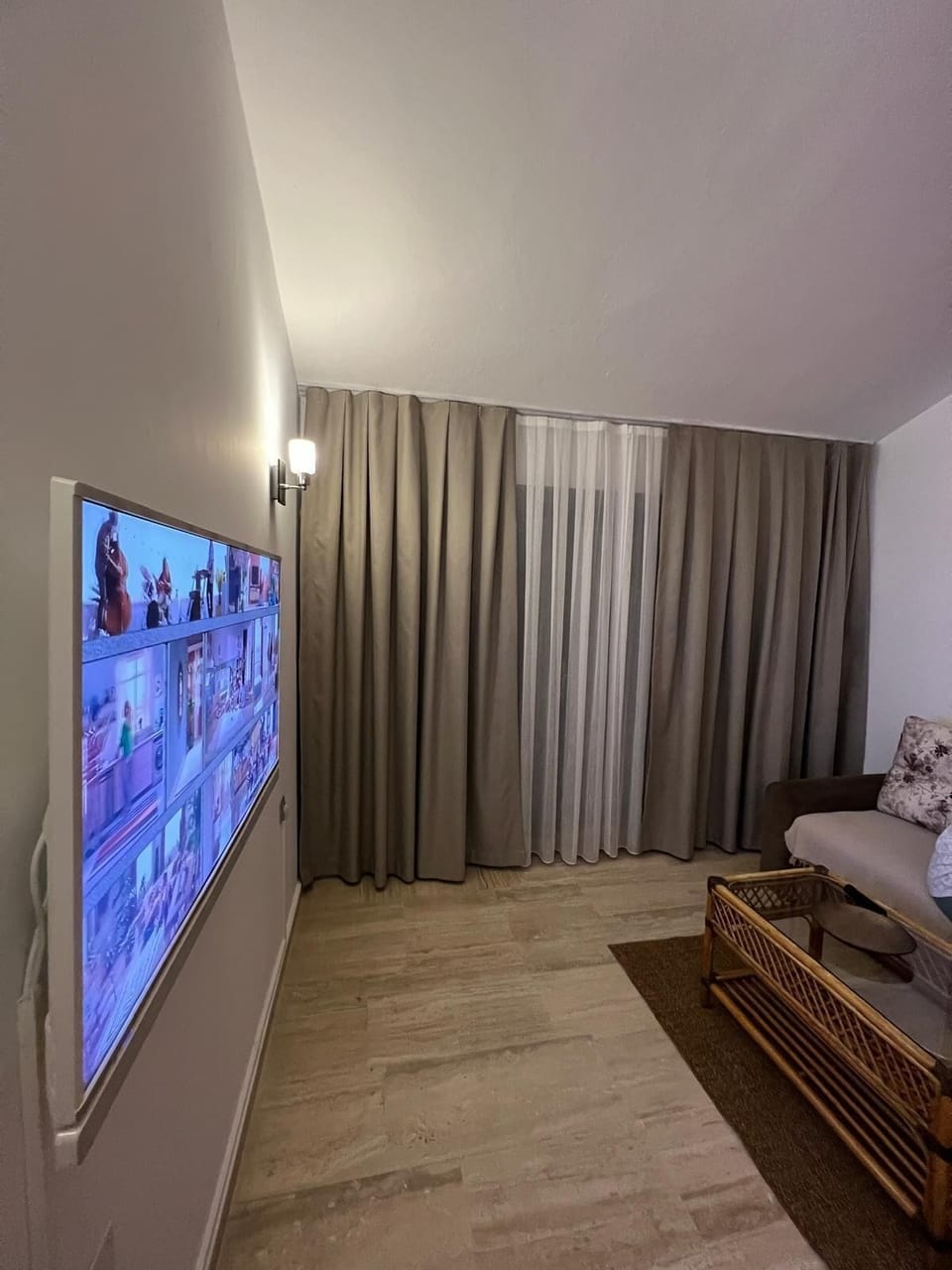Comfort Suite Room, Sea View | Living area