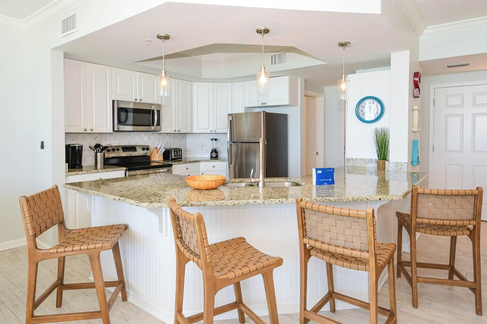 Silver Shells St. Croix 1006 - Breakfast Bar