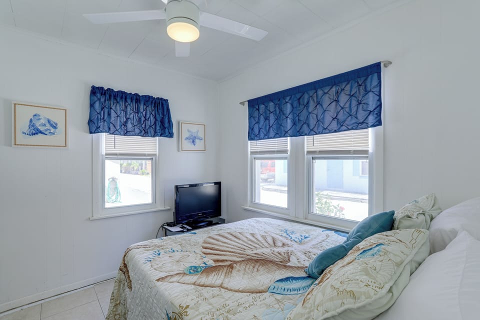 Cottage (2 Bedrooms) | Interior