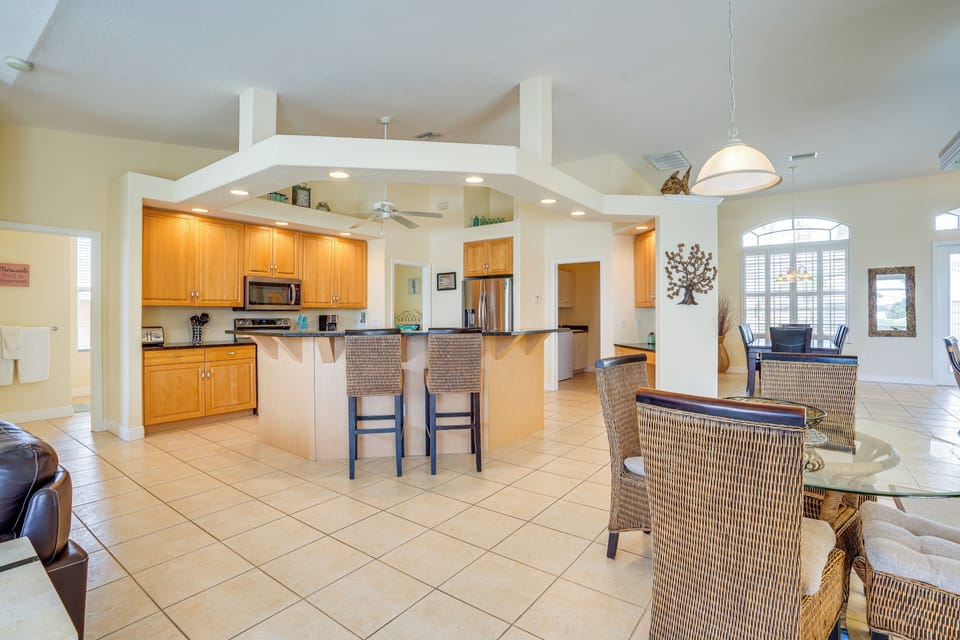 House (3 Bedrooms) | Interior
