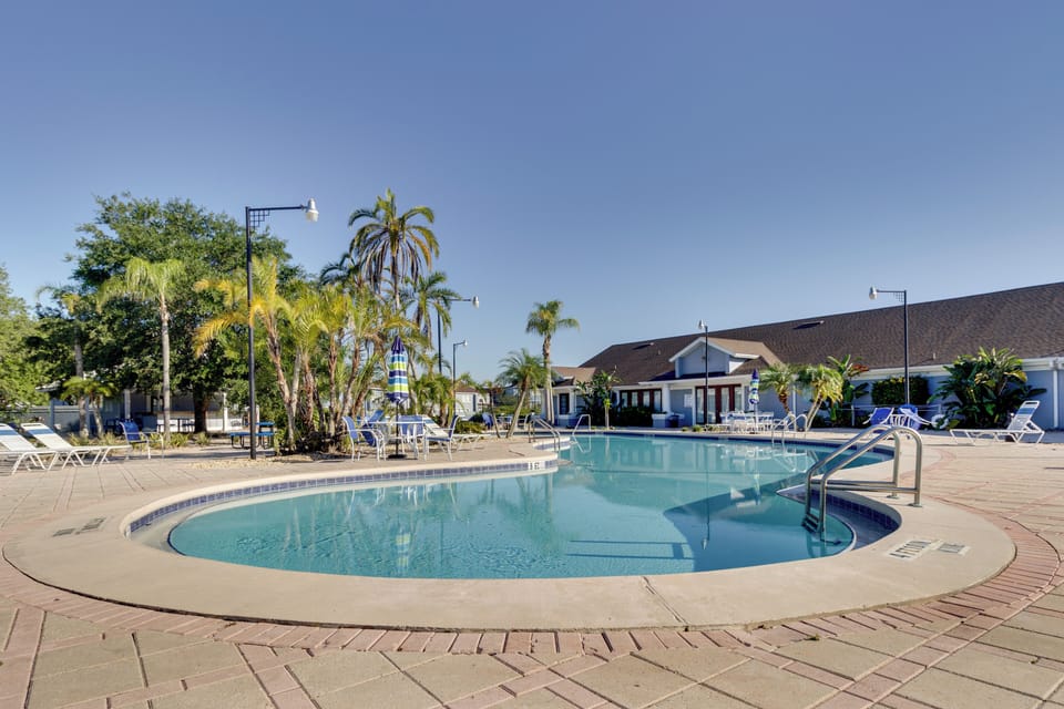 Apartment (1 Bedroom) | Interior