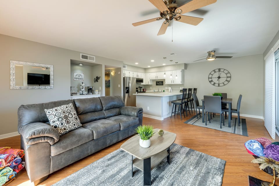 Apartment (2 Bedrooms) | Front of property