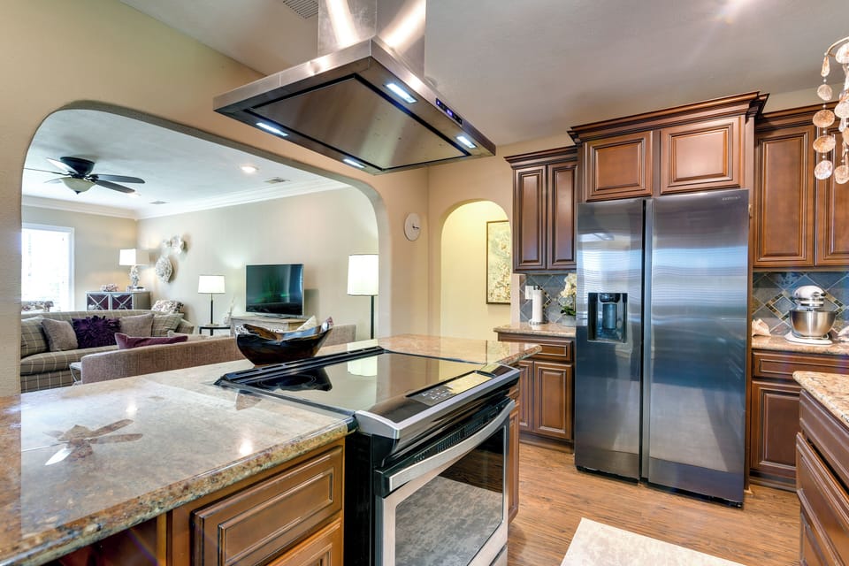 House (4 Bedrooms) | Interior