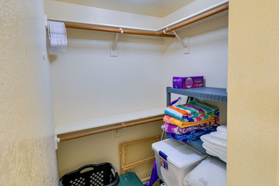Apartment (1 Bedroom) | Interior
