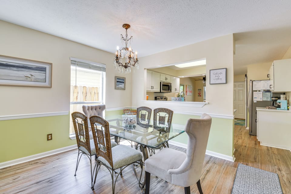 House (2 Bedrooms) | Interior