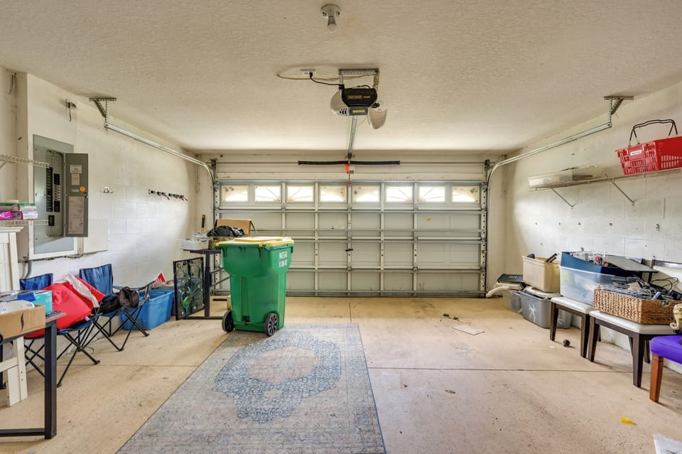 House (5 Bedrooms) | Interior