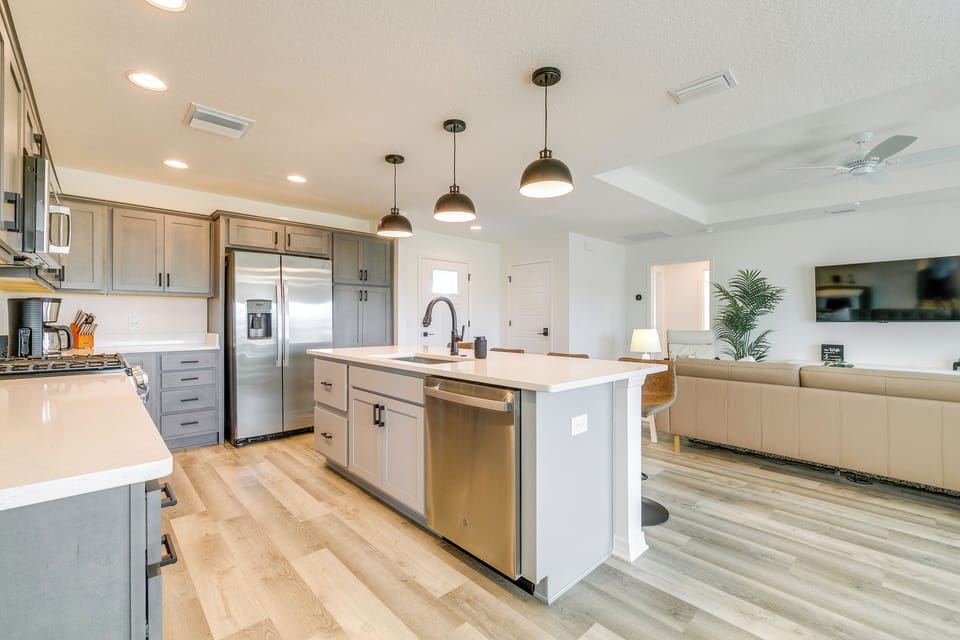 House (3 Bedrooms) | Interior