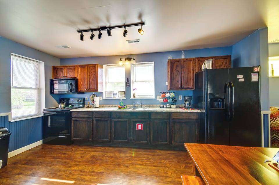 House (3 Bedrooms) | Interior
