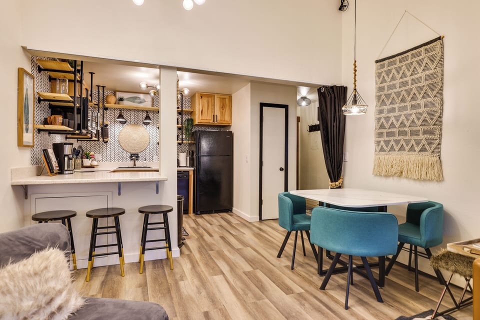 Apartment (1 Bedroom) | Interior