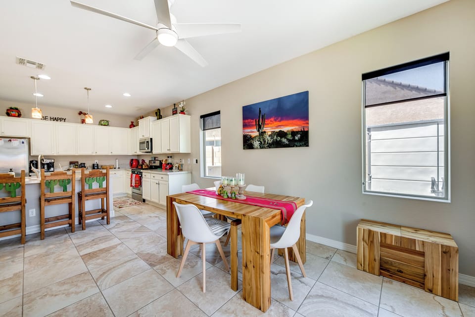 House (3 Bedrooms) | Interior