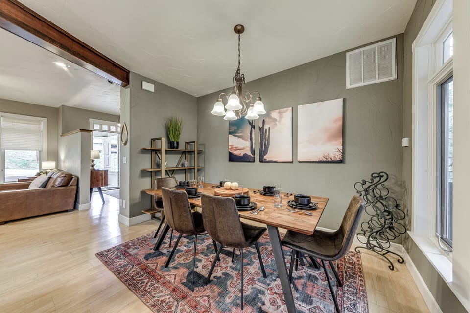 House (3 Bedrooms) | Interior