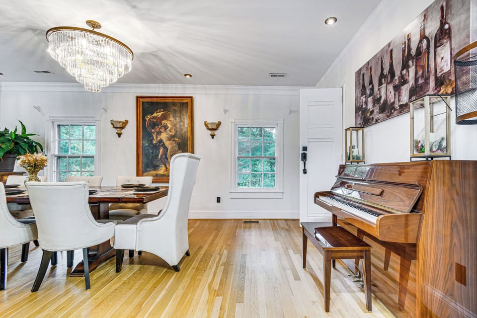 House (4 Bedrooms) | Interior