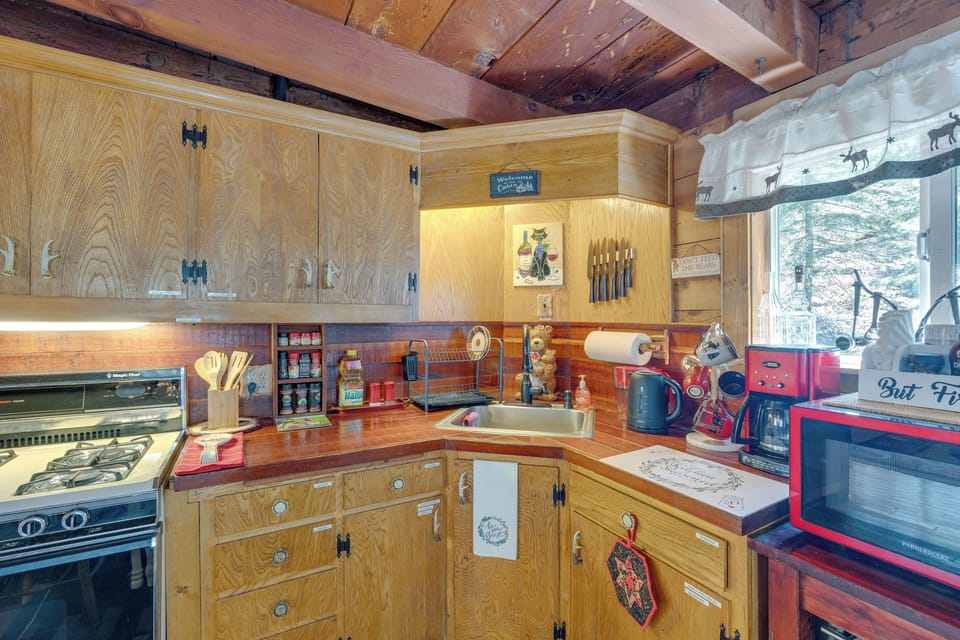 House (3 Bedrooms) | Interior