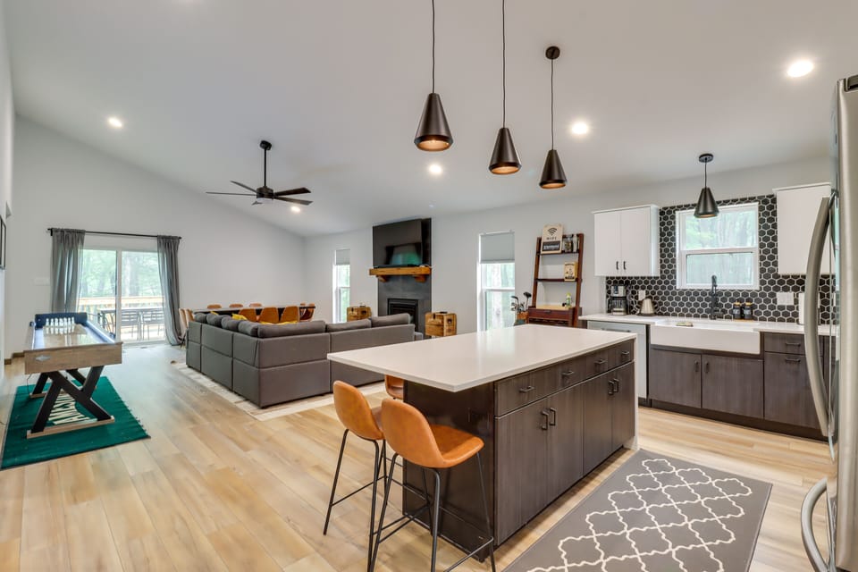 House (3 Bedrooms) | Interior