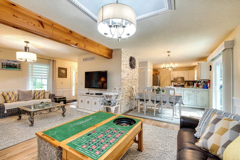 House (3 Bedrooms) | Interior