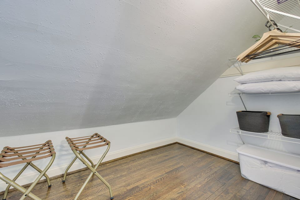 Cottage (2 Bedrooms) | Interior