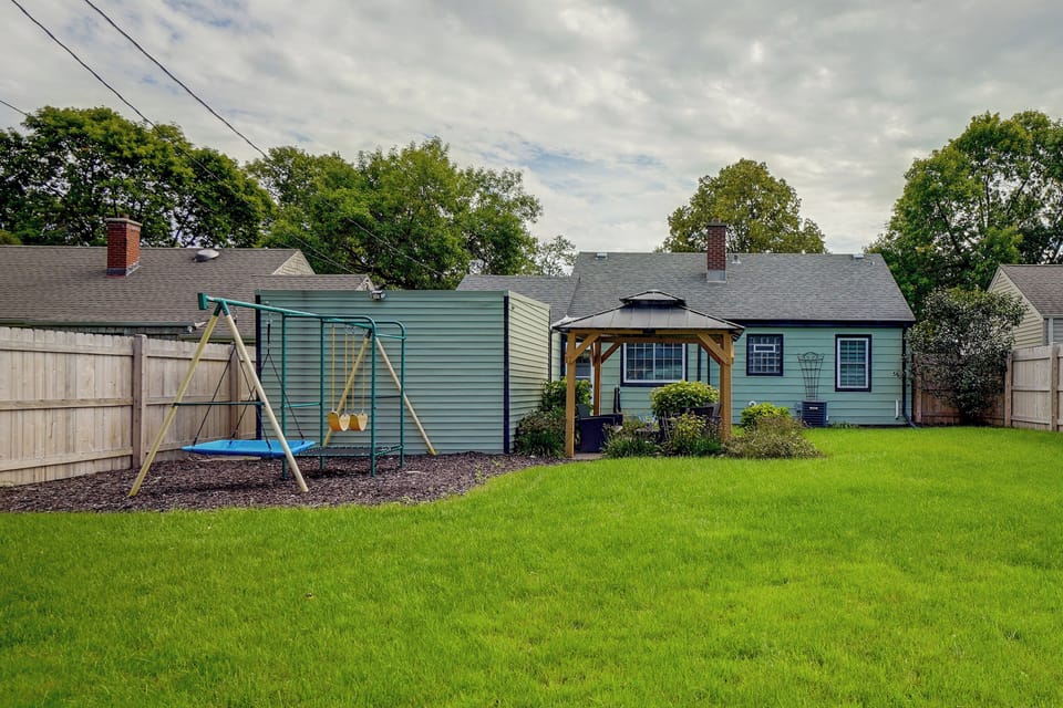 Milwaukee Home w/ Serene Patio & Backyard Garden! Cottage in West Allis