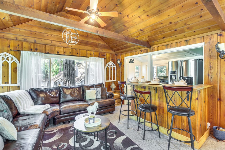 House (2 Bedrooms) | Interior